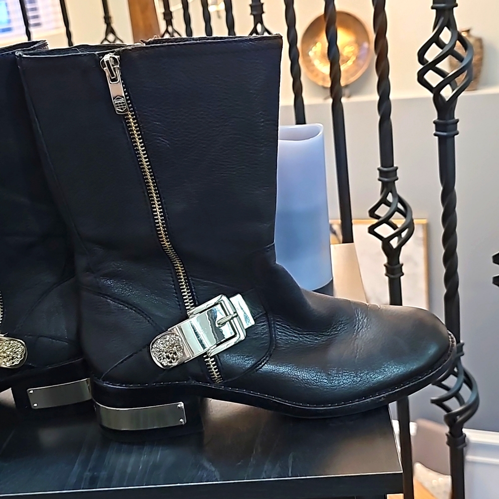 Vince Camuto Motto Boots